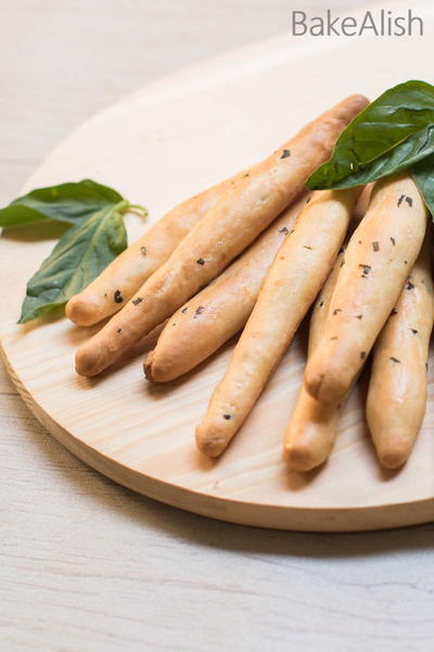 Basil Cheese Bread Sticks Basil Cheese Bread Sticks