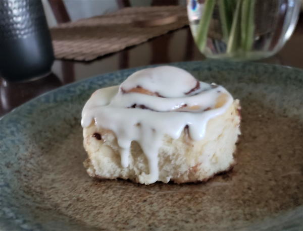 Homemade Cinnamon Rolls with Vanilla Icing Homemade Cinnamon Rolls with Vanilla Icing