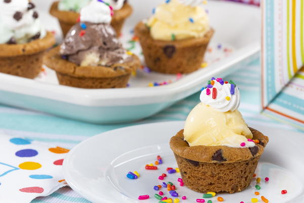 Mini Ice Cream Cup Sundaes Mini Ice Cream Cup Sundaes