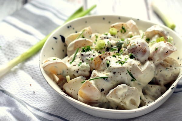 Greek Yogurt and Chive Potato Salad Greek Yogurt and Chive Potato Salad