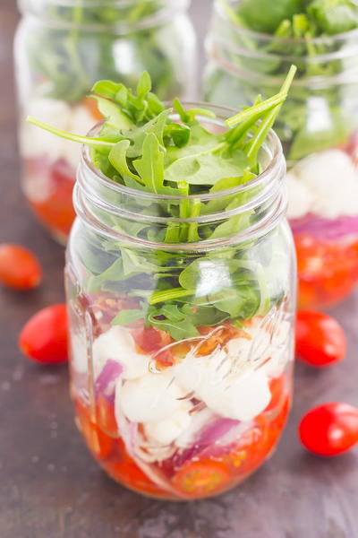 Caprese Mason Jar Salad Caprese Mason Jar Salad