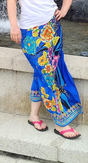 30 Min Summer DIY Bright Floral Pareo 30 Min Summer DIY: Bright Floral Pareo