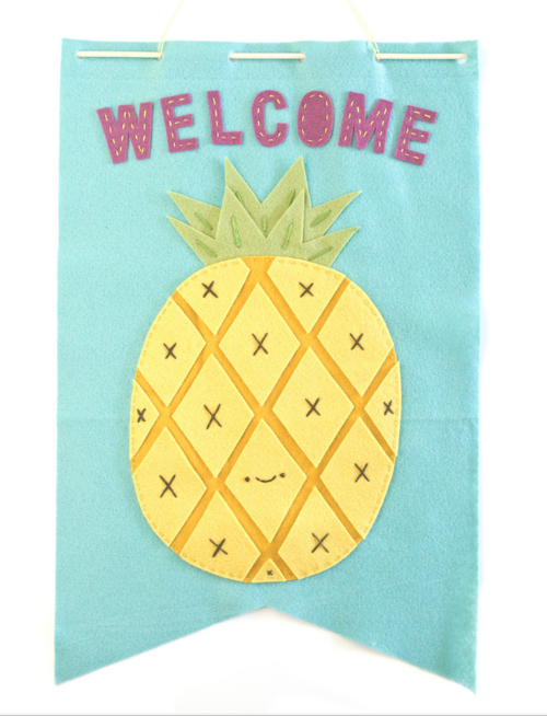 DIY Pineapple Embroidery Banner DIY Pineapple Embroidery Banner