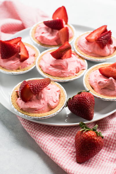 No Bake Strawberry Kool-Aid Pie