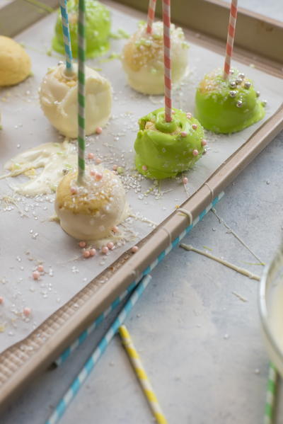 How to Make Cake Balls How to Make Cake Balls