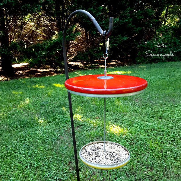 Upcycled Bird Feeder Idea Upcycled Bird Feeder Idea