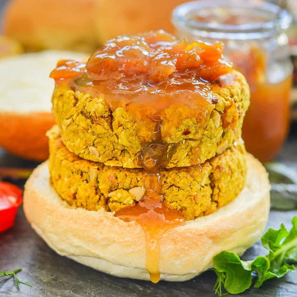 Curried Chickpea Burgers Curried Chickpea Burgers