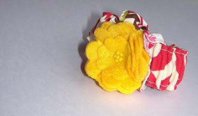 Toddler DIY Fabric Scrunchie Bracelet