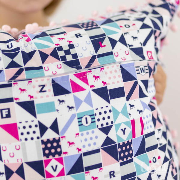 How to Sew a Zipper with Wonder Tape How to Sew a Zipper with Wonder Tape