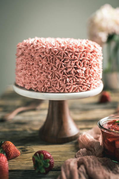 Roasted Strawberry Layer Cake with Mint Roasted Strawberry Layer Cake with Mint