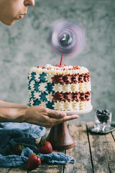 Strawberry and Blueberry Poke Layer Flag Cake Strawberry and Blueberry Poke Layer Flag Cake