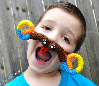 Silly Swirly Snakey Crochet Mustache Pattern
