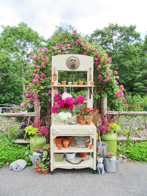 Everything You Need to Know for a Diy Stenciled Potting Bench Everything You Need to Know for a Diy Stenciled Potting Bench_2