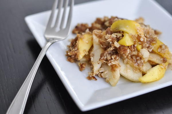 Effortless Apple and Peach Crisp Recipe Effortless Apple and Peach Crisp Recipe