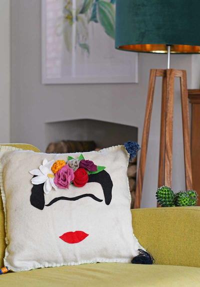 Fabulous Frida Kahlo Pillow Pattern Fabulous Frida Kahlo Pillow Pattern