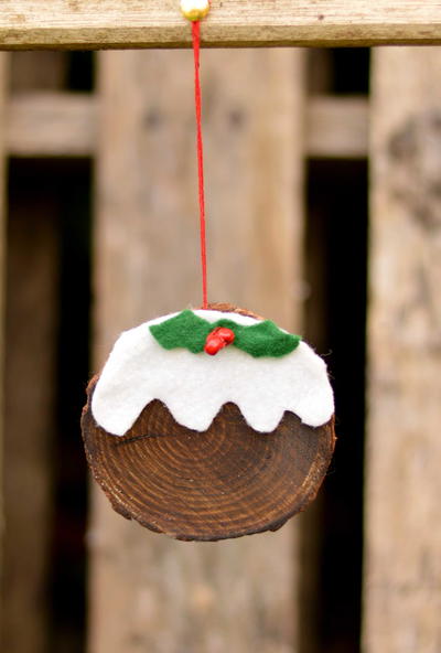 Wood Slice Christmas Ornaments