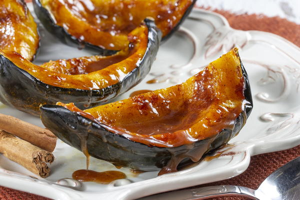 Maple-Glazed Acorn Squash