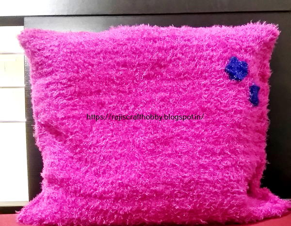 Basic Double Crochet Cushion Cover Basic Double Crochet Cushion Cover