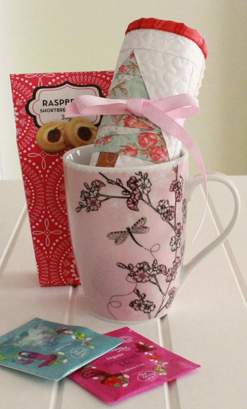 Free Pattern- Christmas Mug Rugs Free Pattern- Christmas Mug Rugs