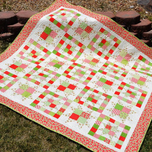 Classic Christmas Quilt Pattern_1