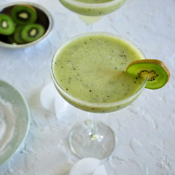 Frozen Kiwi Coconut Margarita Frozen Kiwi Coconut Margarita