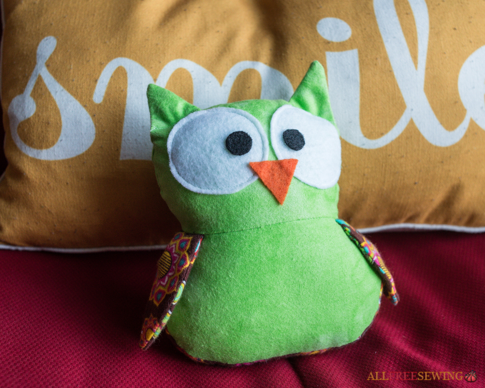 free stuffed owl sewing pattern