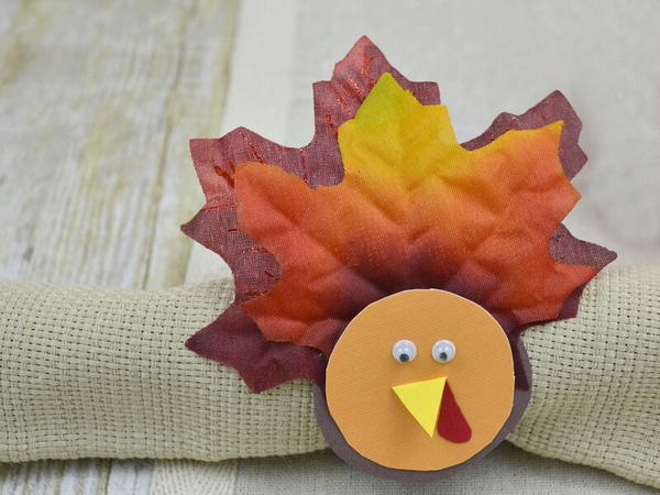Thanksgiving DIY Napkin Rings Thanksgiving DIY Napkin Rings