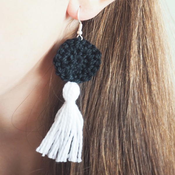 Easy DIY Tassel Earrings Crochet Pattern Easy DIY Tassel Earrings Crochet Pattern