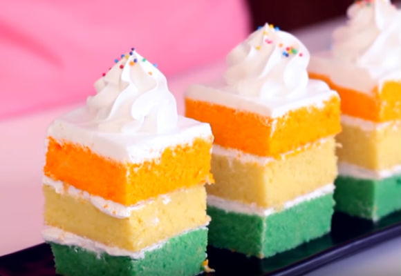 Independence Day - Tri Coloured Pound Cake Independence Day - Tri Coloured Pound Cake