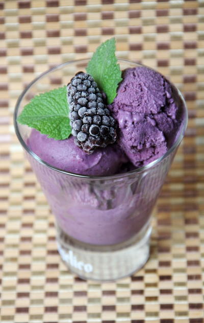 Blackberry Mint Ice Cream