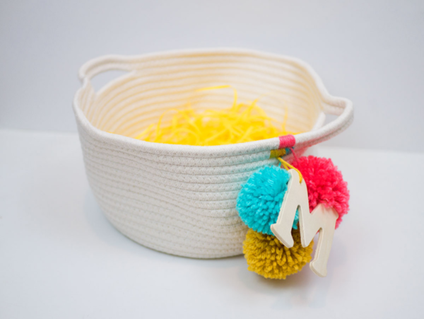 Pom-Pom Easter Basket Pom-Pom Easter Basket