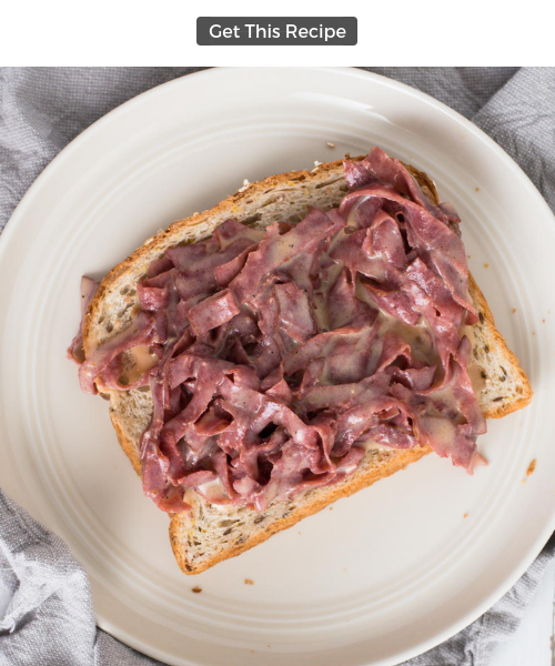 Classic Creamed Chipped Beef on Toast