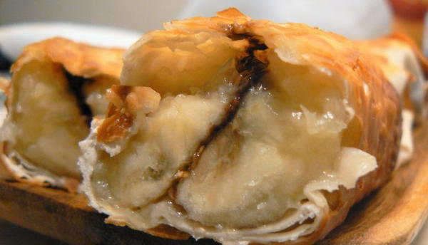 5 Min Dessert Recipe Banana Chocolate Egg Roll 5 Min Dessert Recipe: Banana Chocolate Egg Roll