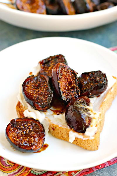 Caramelized Figs with Balsamic Vinegar Caramelized Figs with Balsamic Vinegar