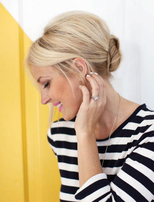 Simple Chignon Updo Tutorial Simple Chignon Updo Tutorial