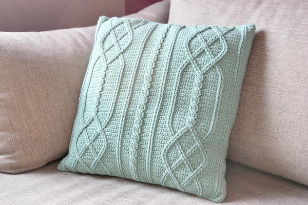 Cable Diamond Pillow Cable Diamond Pillow