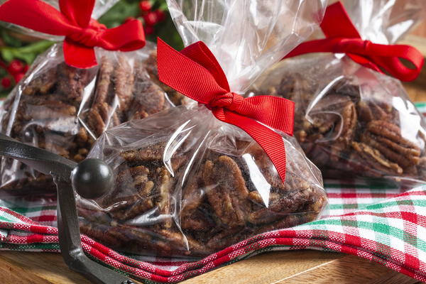 Crockpot Sugared Pecans