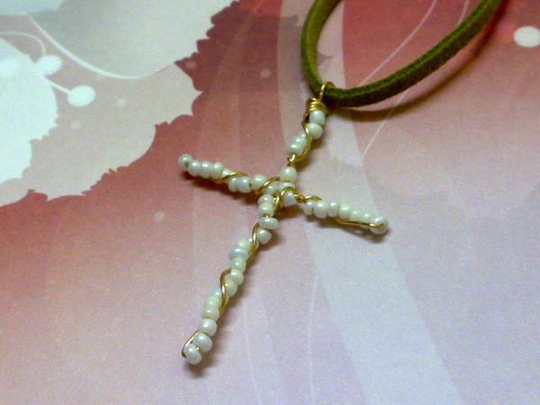 How to Make a Cross Pendant with Wire How to Make a Cross Pendant with Wire