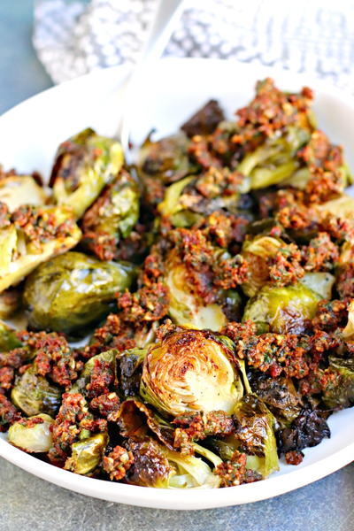 Pesto Brussels Sprouts with Sun-Dried Tomatoes Pesto Brussels Sprouts with Sun-Dried Tomatoes