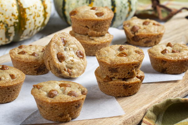 Pumpkin Spice Blondie Bites