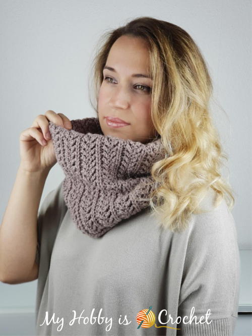 Chic Aran Cowl Chic Aran Cowl