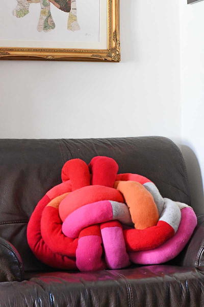 DIY Repurposed Sweater Knot Pillow DIY Repurposed Sweater Knot Pillow