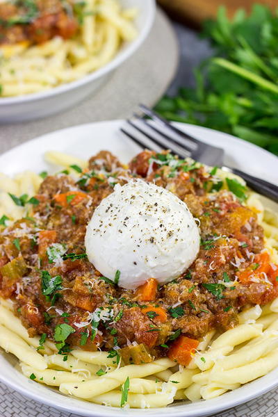 Burrata Bolognese Burrata Bolognese