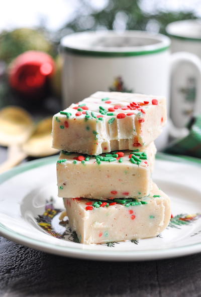 3-Ingredient Microwave Fudge 3-Ingredient Microwave Fudge