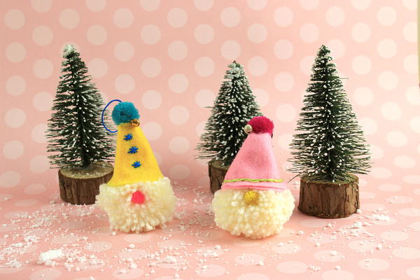 DIY Christmas Ornaments with Pom Pom Gnome DIY Christmas Ornaments with Pom Pom Gnome