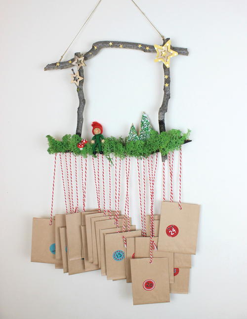 Christmas Advent Calendar with Materials from Nature