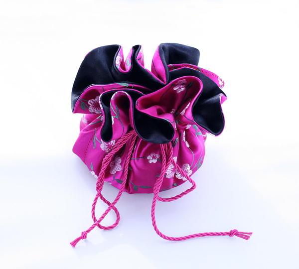 How to Make a Travel Jewelry Case How to Make a Travel Jewelry Case