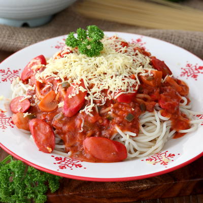 Filipino Spaghetti with Corned Beef