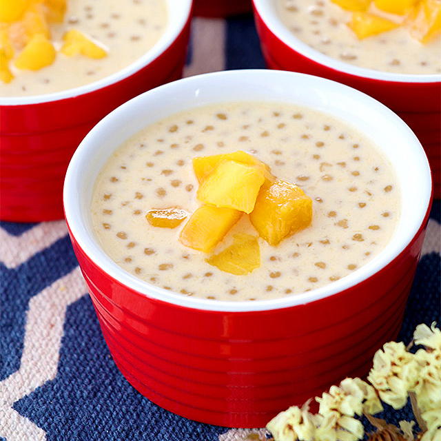 Mango Sago with Coconut Milk Mango Sago with Coconut Milk