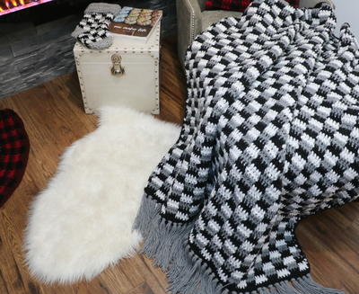 Rustic Farmhouse Plaid Throw